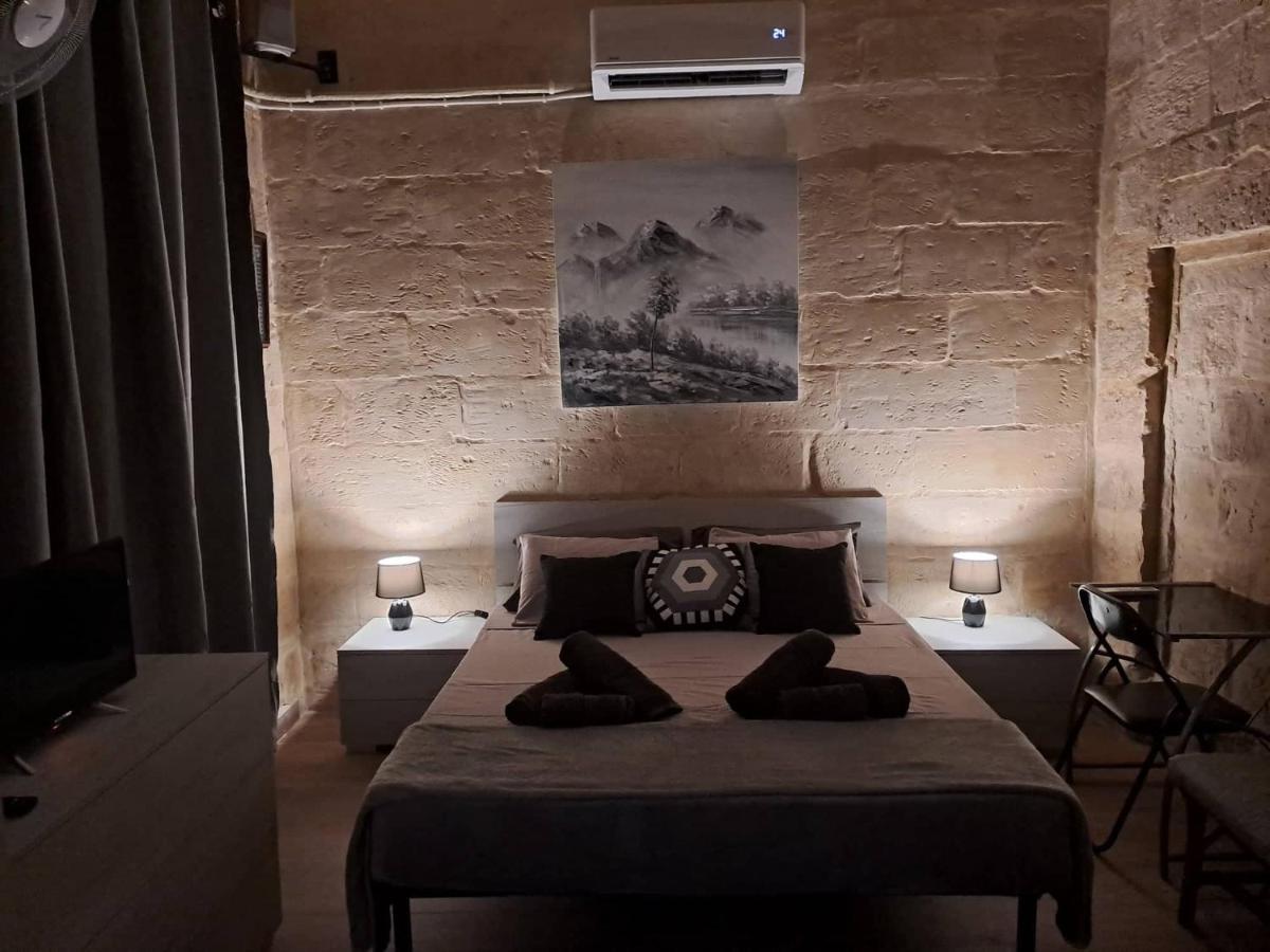 Lovely 1 Bedroom Apartment In The Heart Of La Valeta Exterior foto